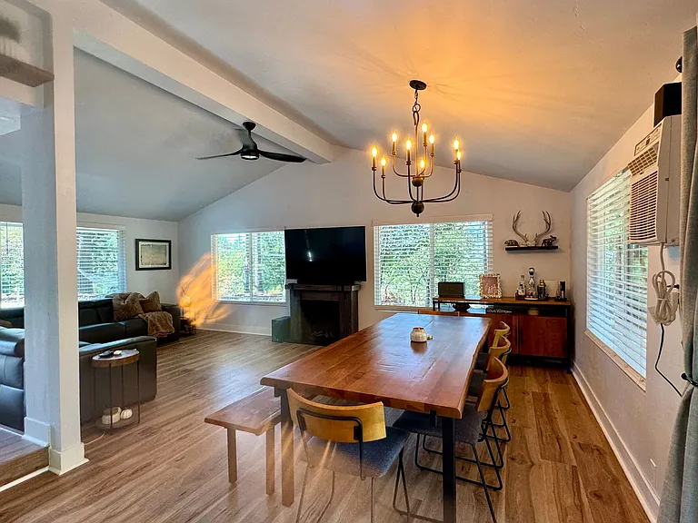 4425 Sierra Springs Dr — Photo 11