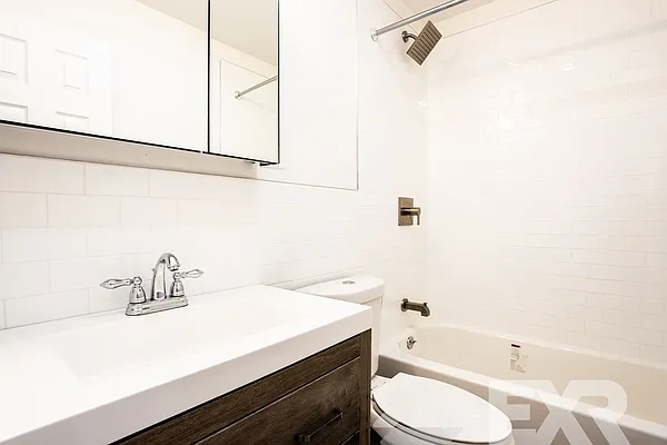 Rented by EXR | media 16