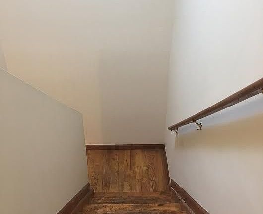 4th image of 344 Parkside Ave #3