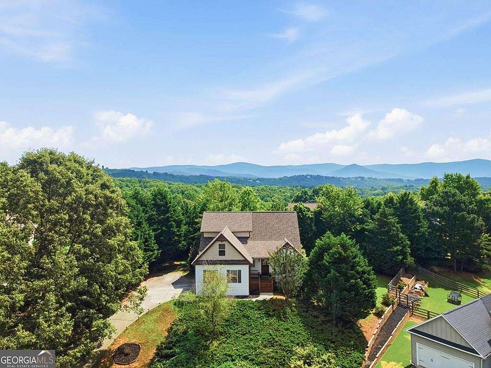 1st image of 105 Arbor Hills Cir