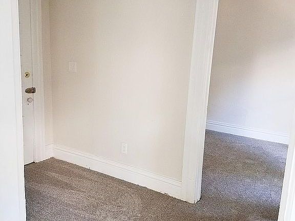 2nd image of 1615 25th St