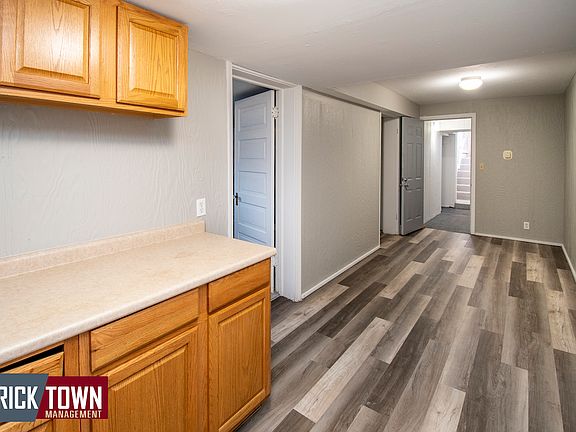 4th image of 101 S 38th Ave #6