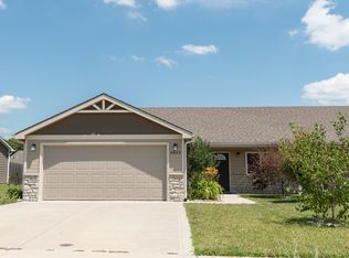 4645 Sunflower Slope Dr, Manhattan, KS 66502