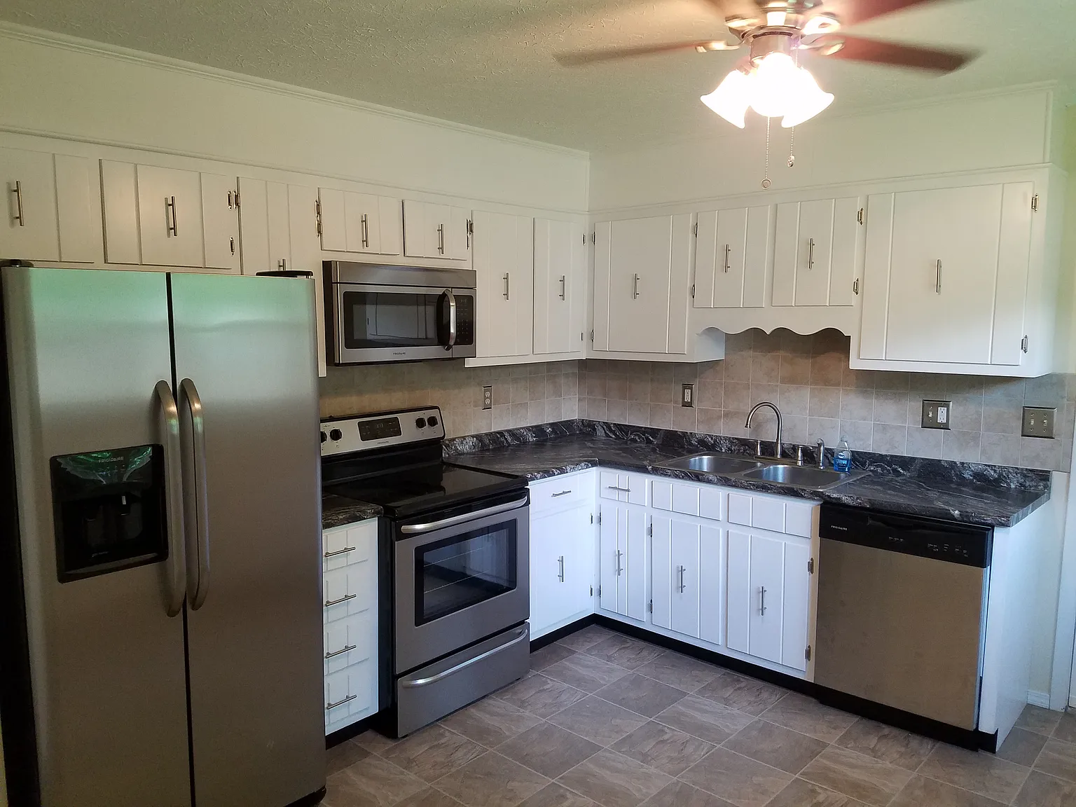 1560 Dutch St photo 1