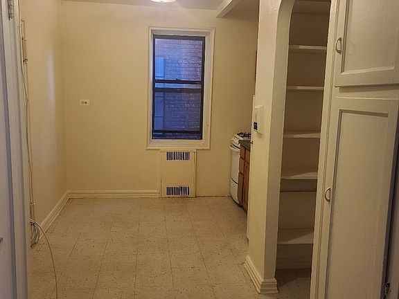 2nd image of 4216 80th St APT 1M