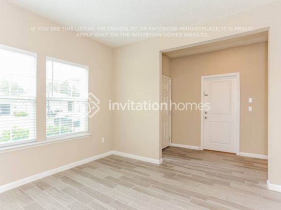 3rd image of 9840 Lemon Grass Ln