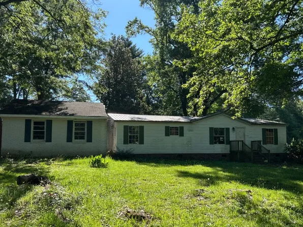 228 S Old Piedmont Hwy, Piedmont, SC 29673