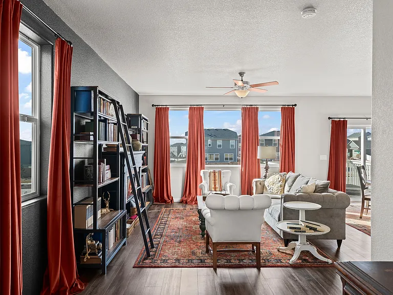 5204 Roundhouse Dr — Photo 10