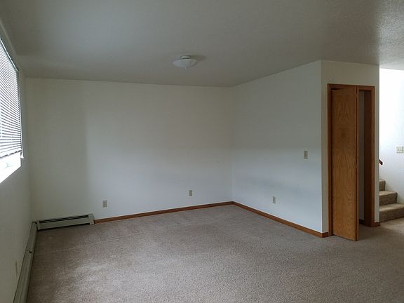 2nd image of 17900 205th Ave APT 3