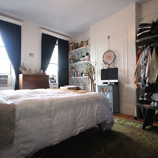 1st image of 306 Suydam St APT 3L