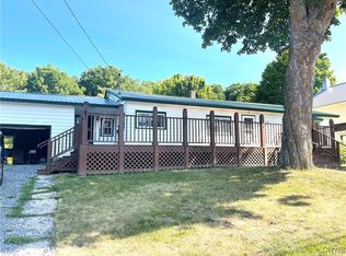 42 Mechanic St, Antwerp, NY 13608