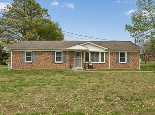 156 Napier Dr, Columbia, TN 38401