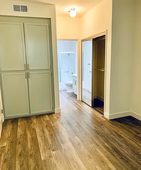 2-bedroom unit