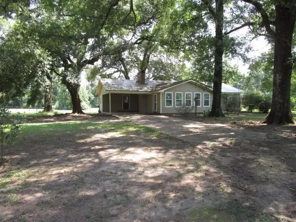 172 Lester Rd, Glenmora, LA 71433
