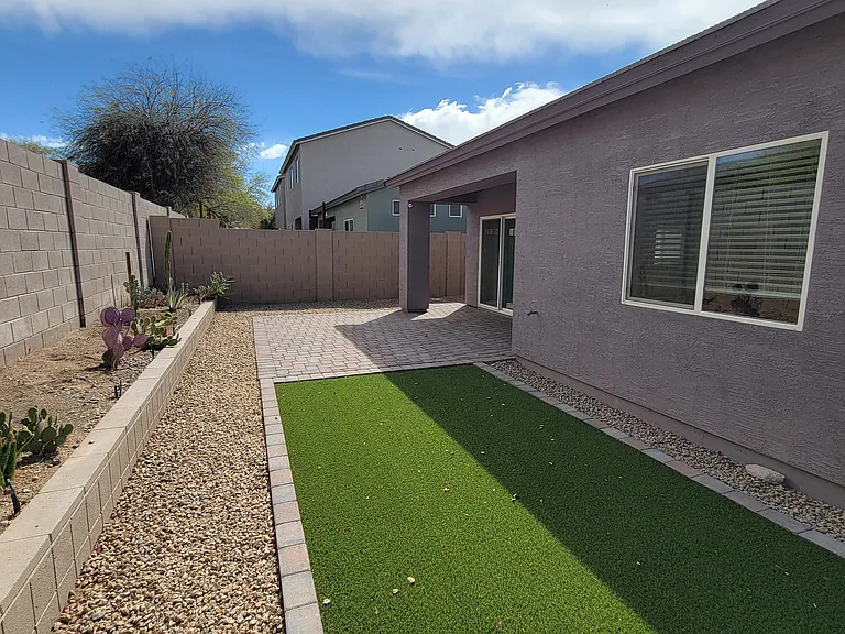 8017 S 6th Dr — Photo 27