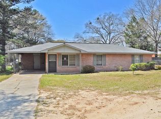 92 Whiterock Rd, Phenix City, AL 36869