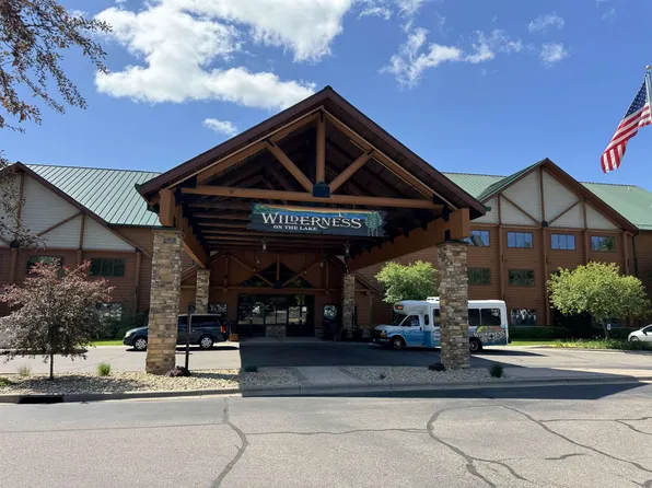 350 E Hiawatha Dr #202, Wisconsin Dells, WI 53965