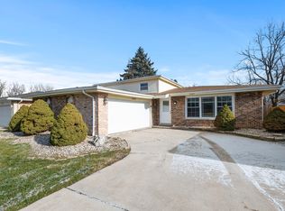 15627 Cornell Ave, Dolton, IL 60419