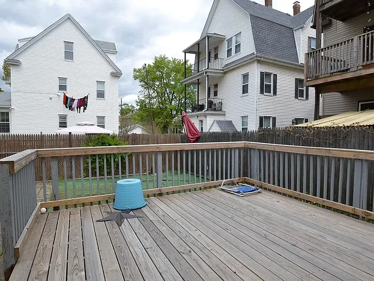 5 Benson St — Photo 10