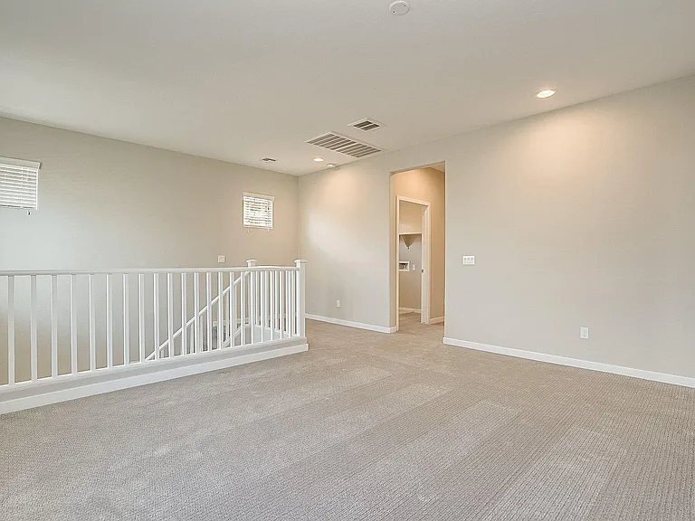 4742 E Tremaine Ave — Photo 19