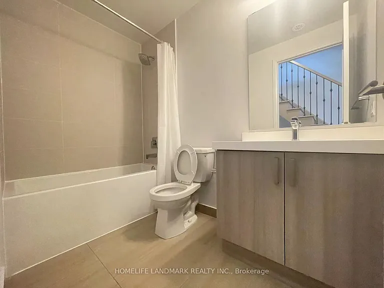 1060 Portage Pkwy E #Townhouse 60 — Photo 7
