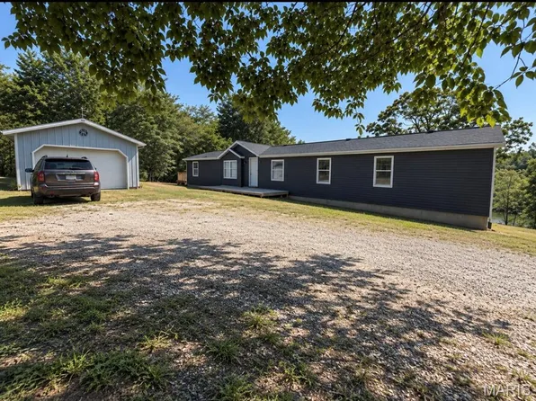 7924 W Forest Hills Dr, Dittmer, MO 63023