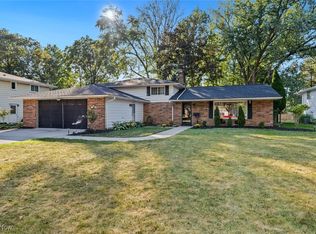4580 Andorra Dr, North Olmsted, OH 44070