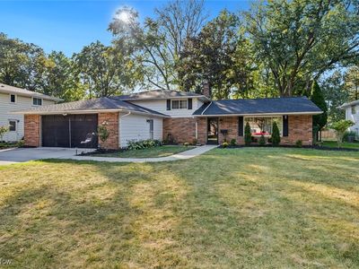 4580 Andorra Dr, North Olmsted, OH, 44070