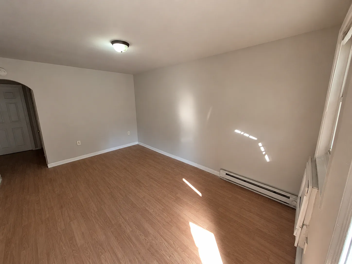 2 bed, 648 sqft, $1,350 — Photo 3