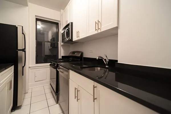 Rented by Brown Harris Stevens | media 21