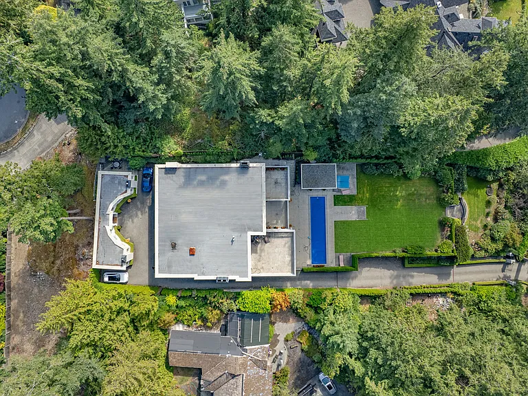 6089 Gleneagles Dr — Photo 39