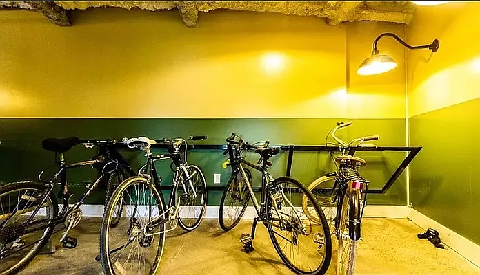 Rented by Nooklyn NYC LLC | media 144