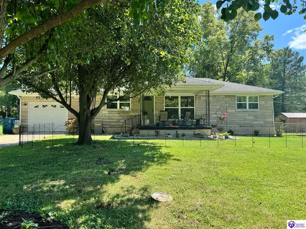 206 Valley Ter, Irvington, KY 40146
