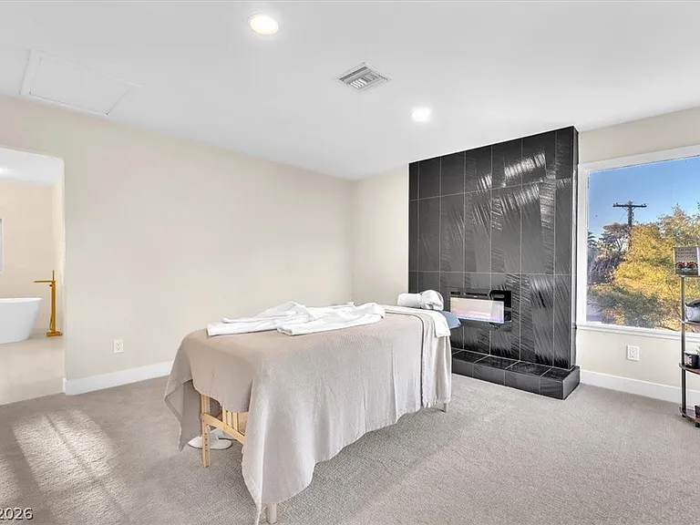 2868 Vista Del Sol Ave — Photo 24