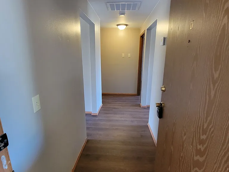 410 S Thompson St #D — Photo 13