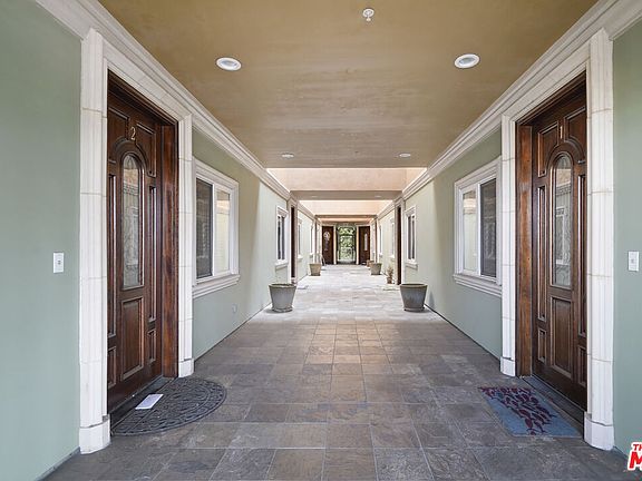 4th image of 12606 Burbank Blvd APT 5
