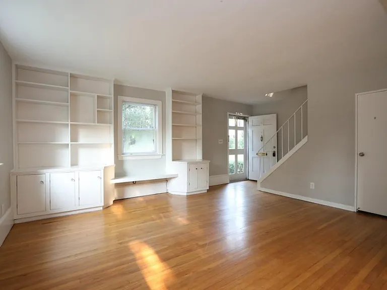 849 Bryan St — Photo 11