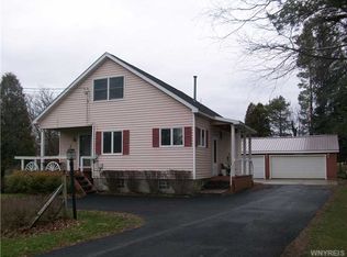 8872 North St, Springville, NY 14141