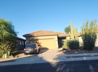 9741 N Sandy Valley Dr, Tucson, AZ 85743