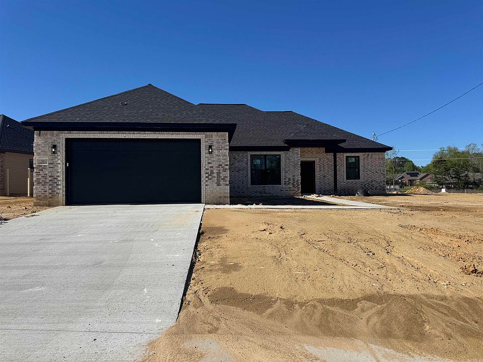 1st image of 51 Springtree Cir