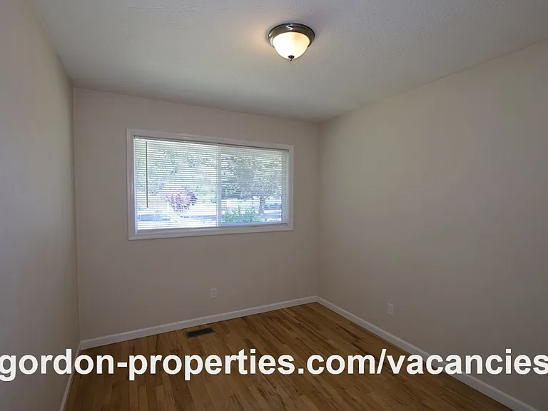 10851 SE Garrett Dr — Photo 13