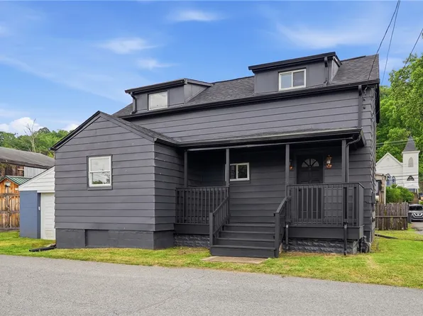 601 Cherry Aly, South Heights, PA 15081