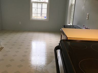 Stove and breakfast nook