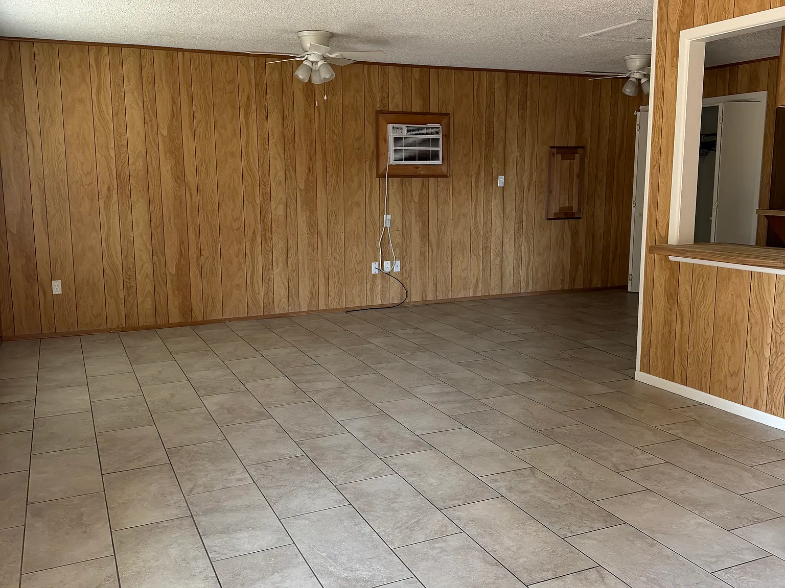 3 bed, 1170 sqft, $1,250 — Photo 2