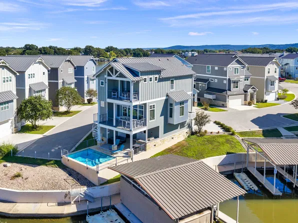 321 Island Circle, Kingsland, TX 78639