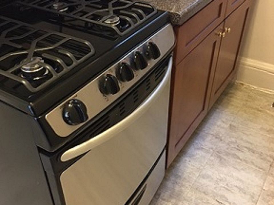 1st image of 897 Saint Johns Pl