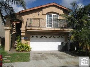 1104 Ridgecrest Cir, Costa Mesa, CA 92627