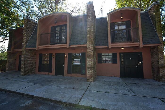 1st image of 3162 Louisiana #1-3