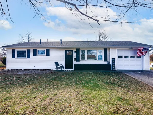 225 Edwards Rd, Circleville, OH 43113