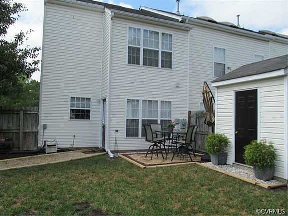 2nd image of 8000 Cottesmore Ct #8000